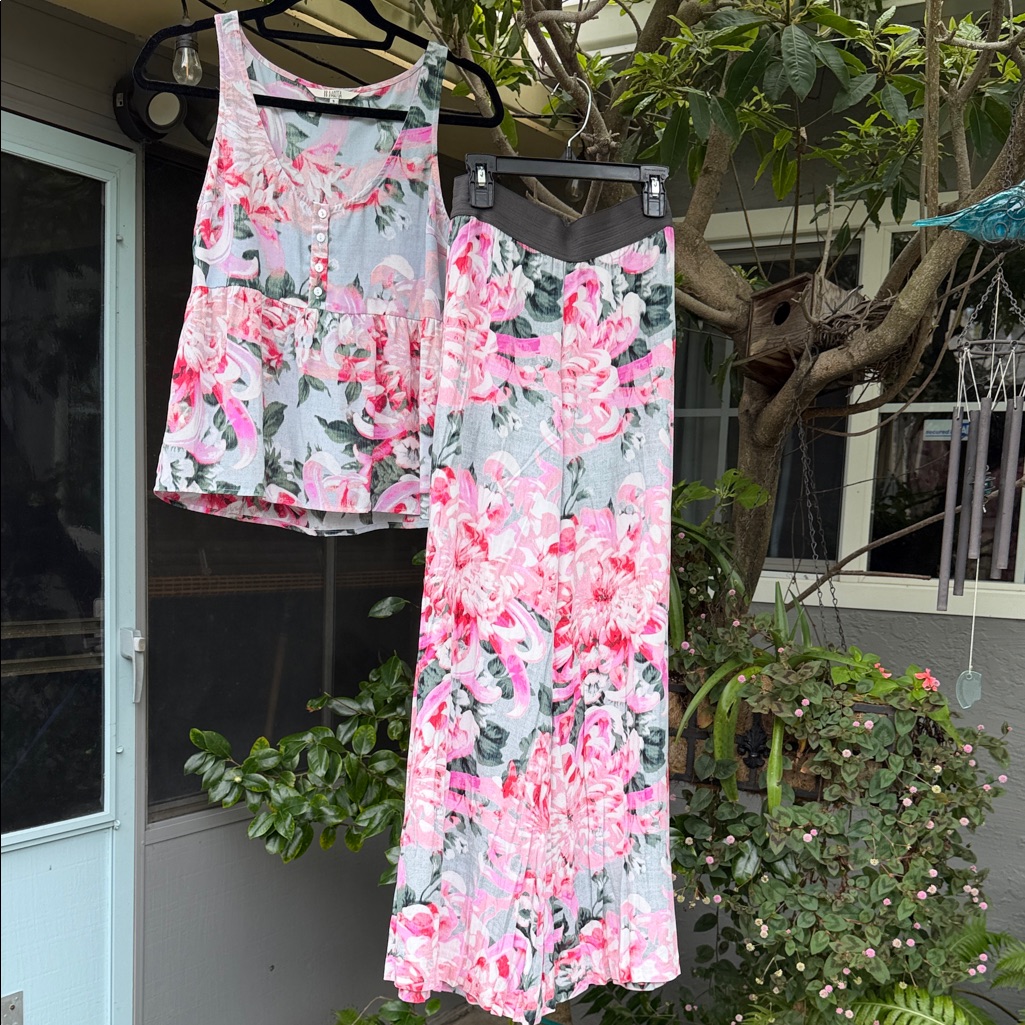 Bb Dakota Pink And Gray Floral Set